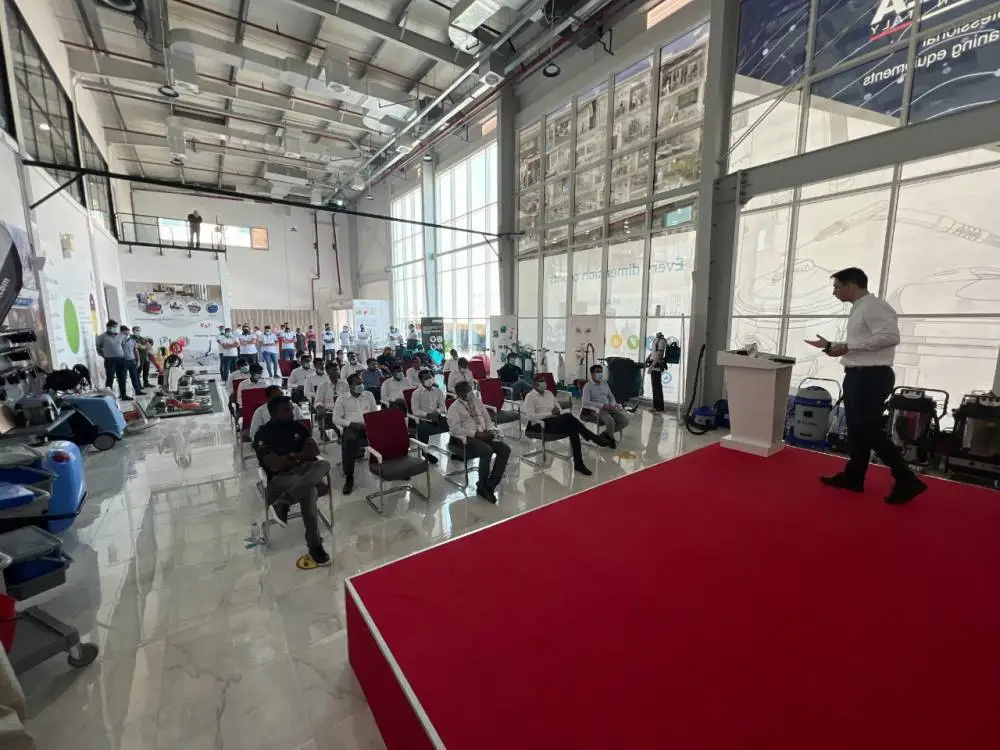 Semi-Annual AKC Exhibition Gator Dubai